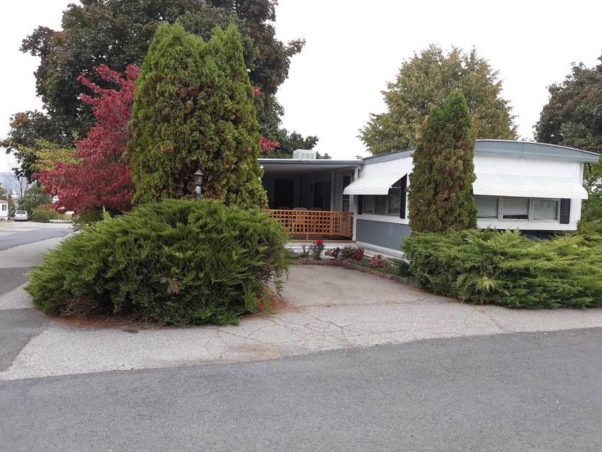 14x 70 Mobile Home 2 Bd 1 Bath In Spokane 49k Exterior 2