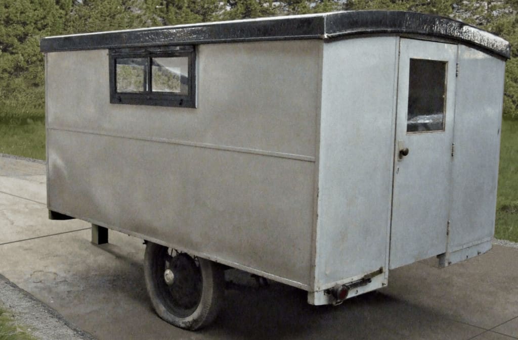 1929-Covered-Wagon-Camper