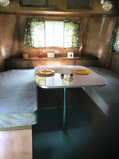 Pierce Arrow Travelodge Model C Interior