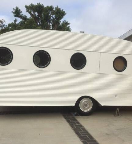 1953 Airfloat Navigator - Vintage Campers -exterior view