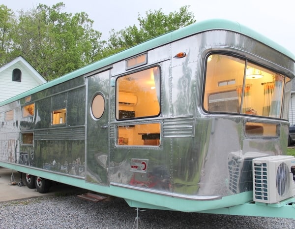 1955 Spartan Royal Mansion Exterior