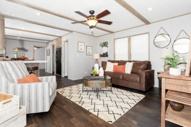 1978 Manufactured Home is Turn-Key Ready