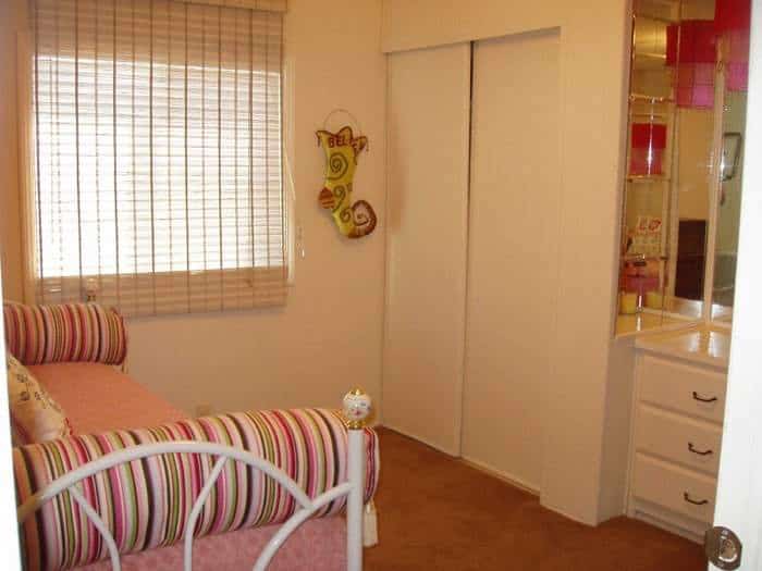 1978 Mobile Home Remodel Guest Bedroom After