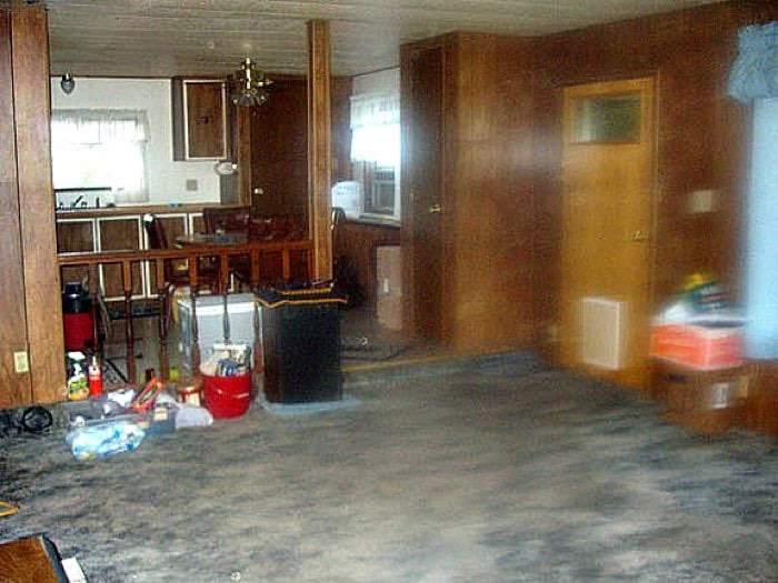 1978 Mobile Home Remodel Living Room Before