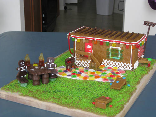 mobile home and camper themed cakes