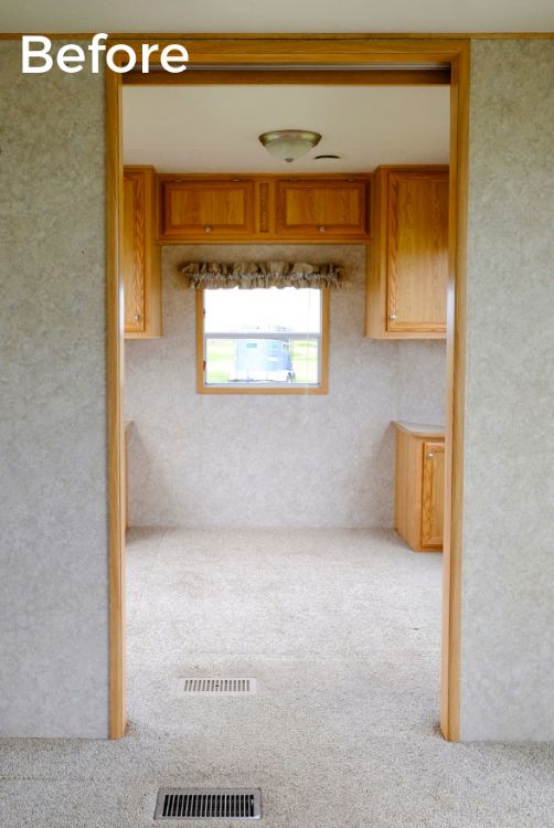 Rv Area With Wall