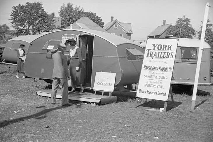1935 trailer sales
