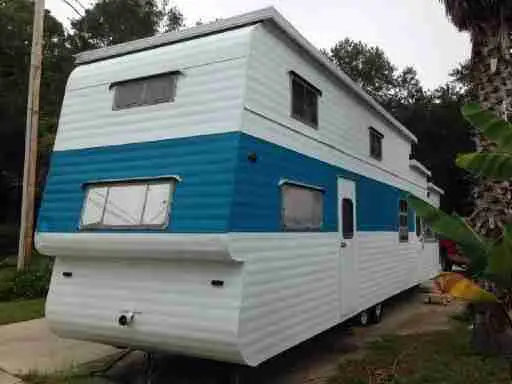 5 cool vintage trailers that make us want to step back in time