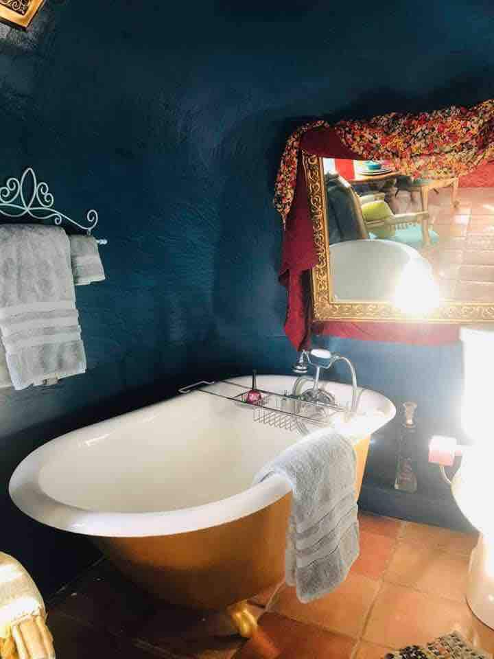 1967 spartan claw foot tub | mobile home living
