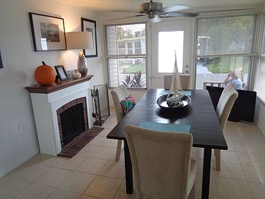 Mobile Home Dining Room