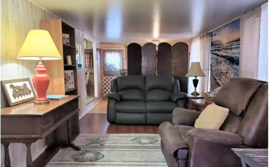 1984 living room | mobile home living