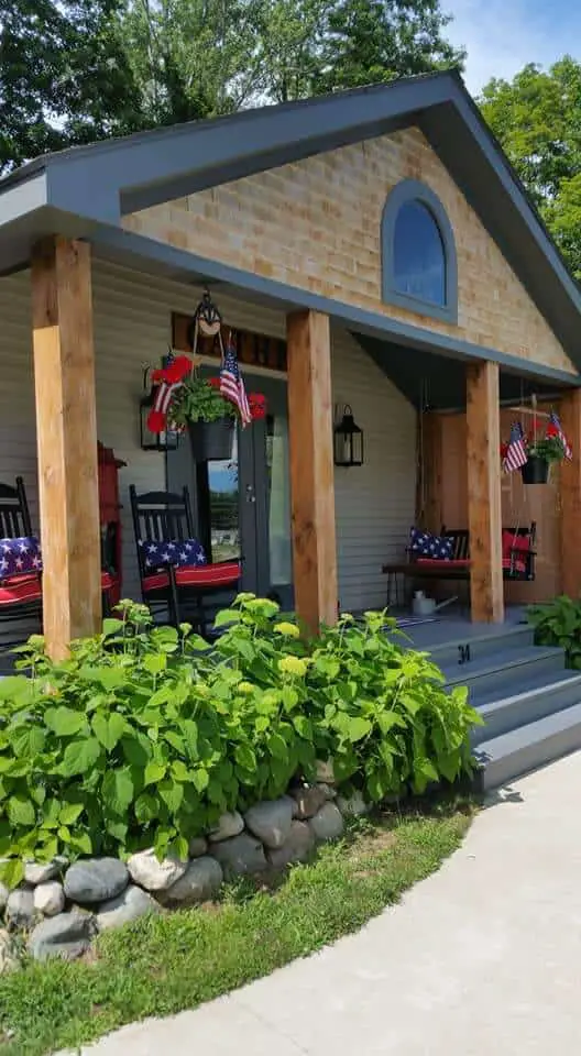4thg Of July Decor On Manufactured Home
