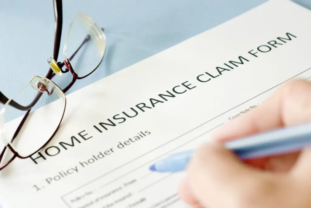 How to file an insurance claim for your mobile home