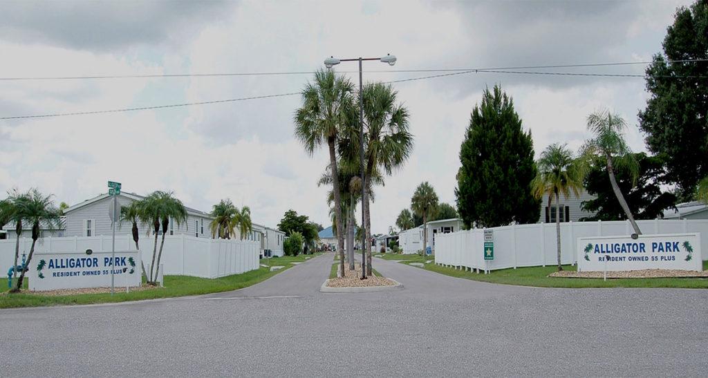 types of mobile home communities alligator park in Florida
