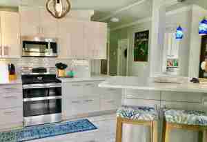 30 Gorgeous Mobile Home Kitchen Cabinet Colors