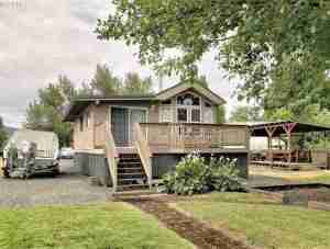buying a mobile home in oregon-park model home with addition