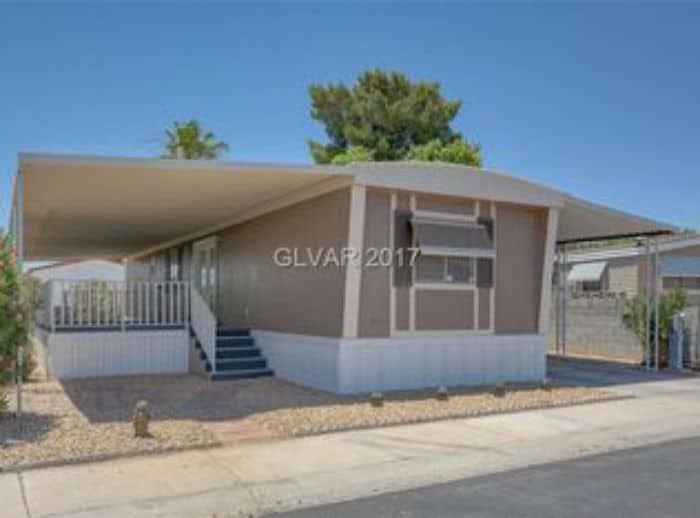 Our 10 Favorite Craigslist Manufactured Home Listings This Month