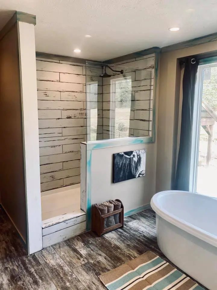 How One Homeowner Added Her Special Flair to a 2019 Buccaneer Lulabelle