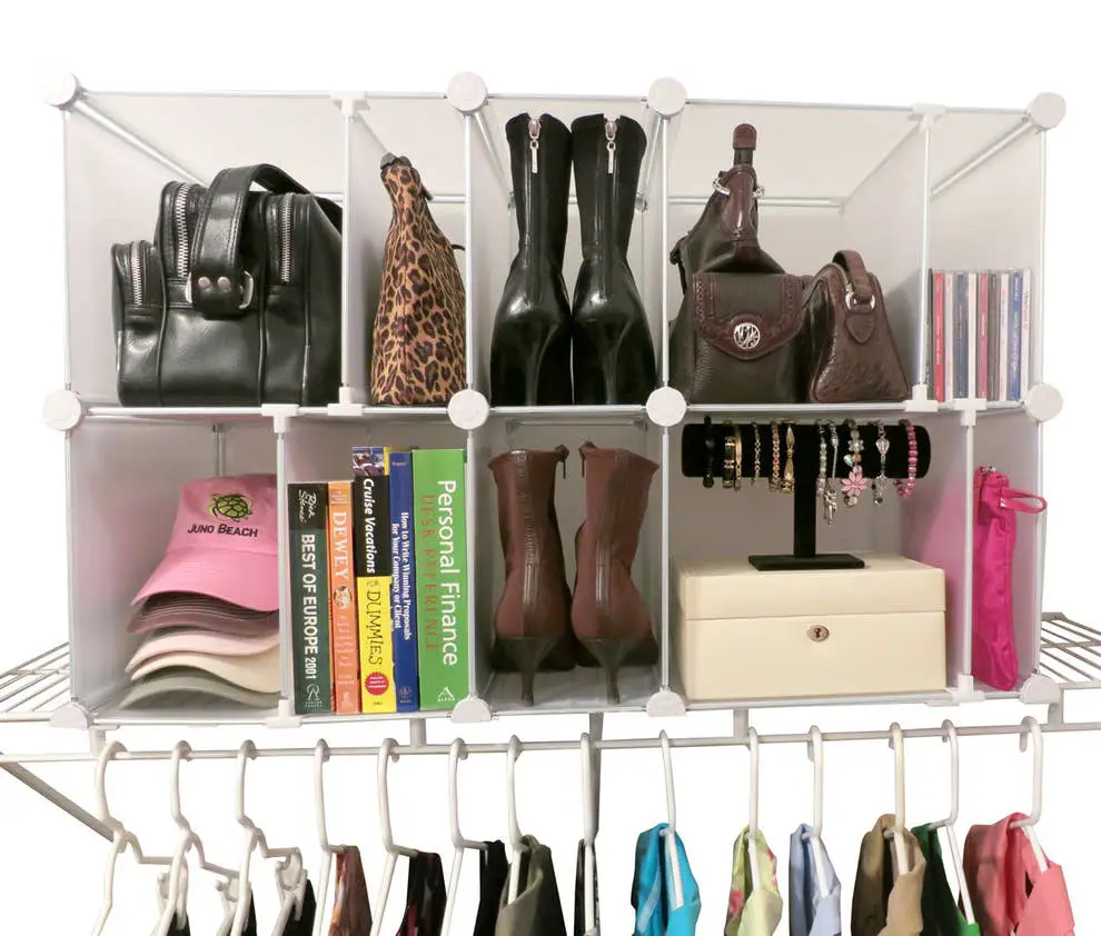 Maximize Closet Space In Your Mobile Home Bedroom With These 4 Smart Tips