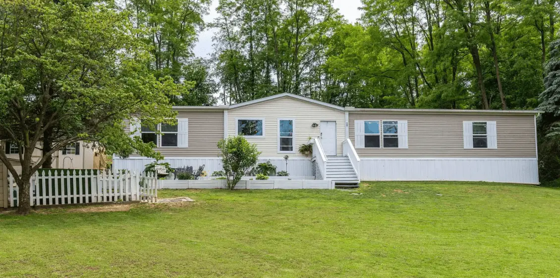 5 Hot Double Wide Mobile Homes on the Market in July