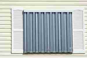 Shutters for Mobile Home Storm Safety