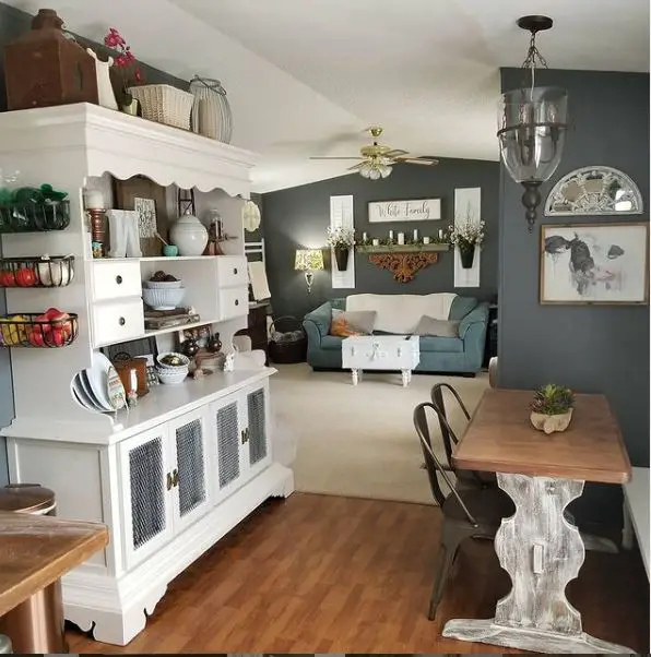 10 Awesome Mobile Home Remodels on Instagram