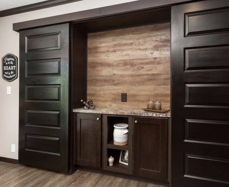 How to Paint Wood Paneling in Mobile Homes • Mobile Home Living