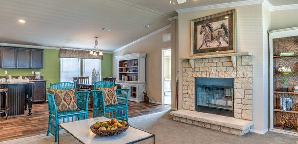 1974 manufactured home is picture perfect