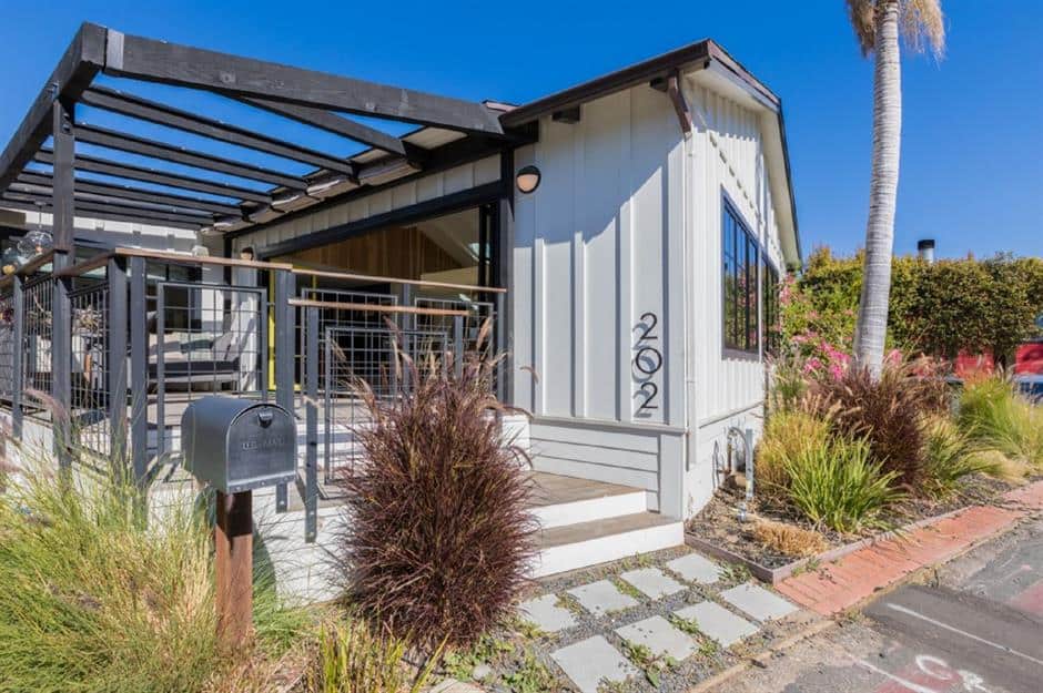 Beautiful Remodeled Manufactured Home for Sale