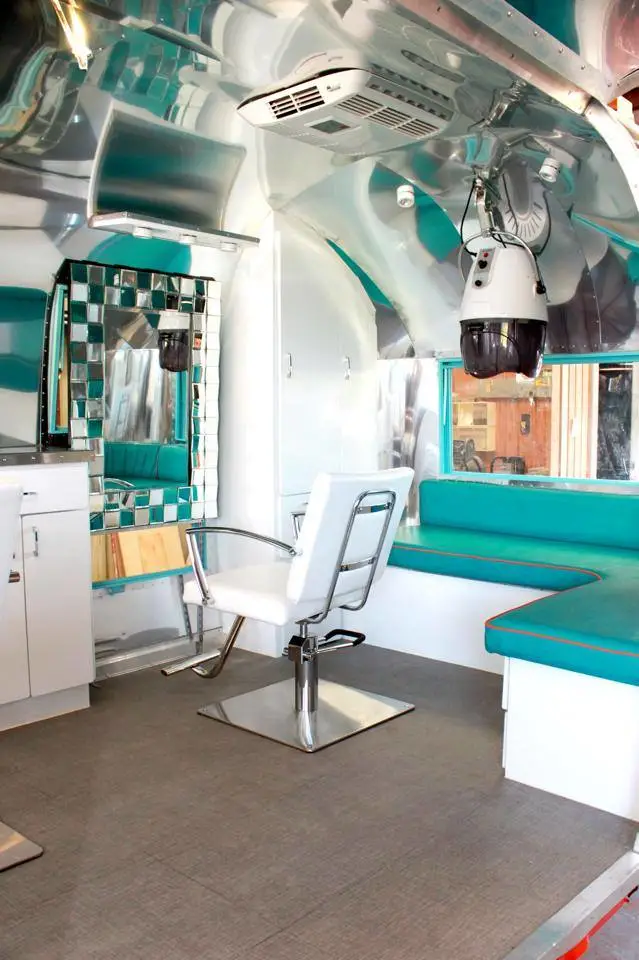 Airstream remodeled into a salon (3)