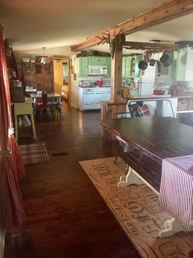 1985 Liberty single wide mobile home remodel  - kitchen and dining room after 