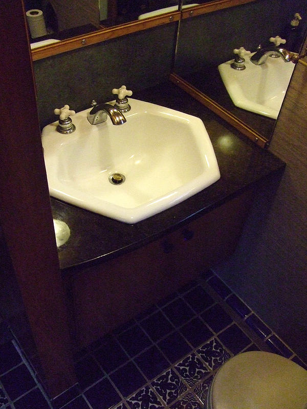 Dscf6332 Spartan executive mansion