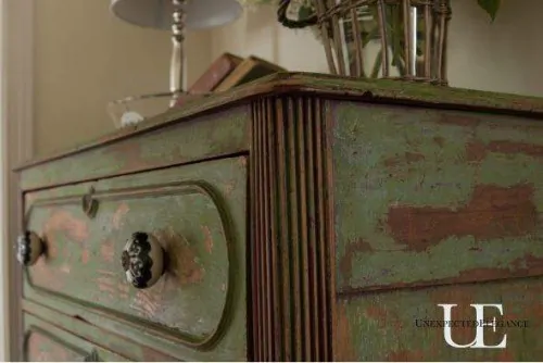 Distressing furniture - DIY