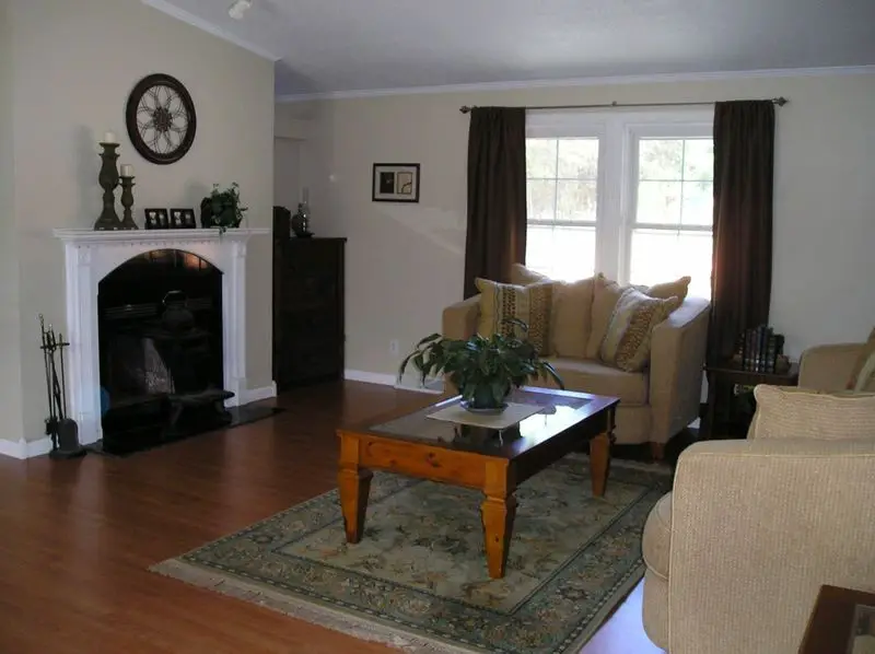 Double wide manufactured home living room after makeover - homesteading_