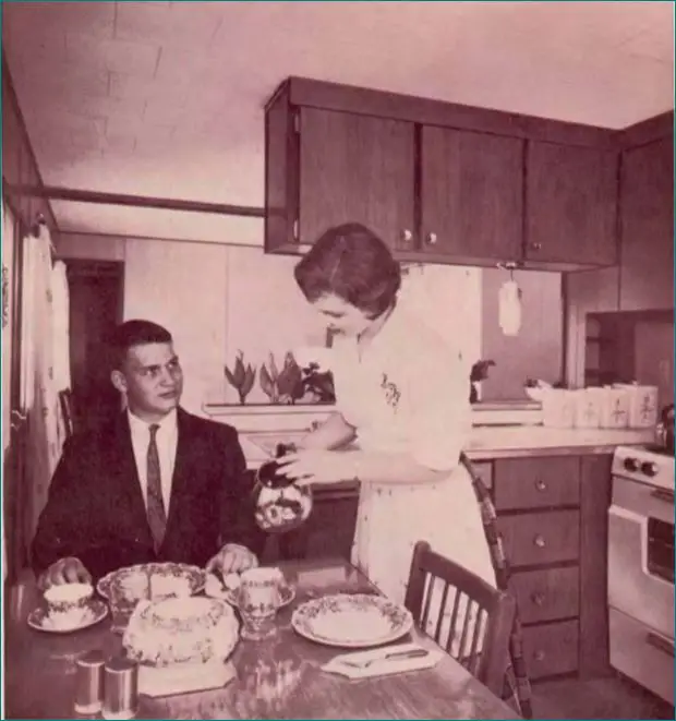 Great Lakes Mobile Home interior 1960