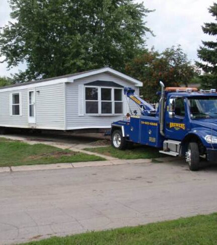 how-to-choose-the-right-mobile-home-mover-3