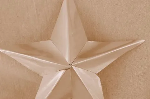 How to make barn stars out f aluminum soda cans