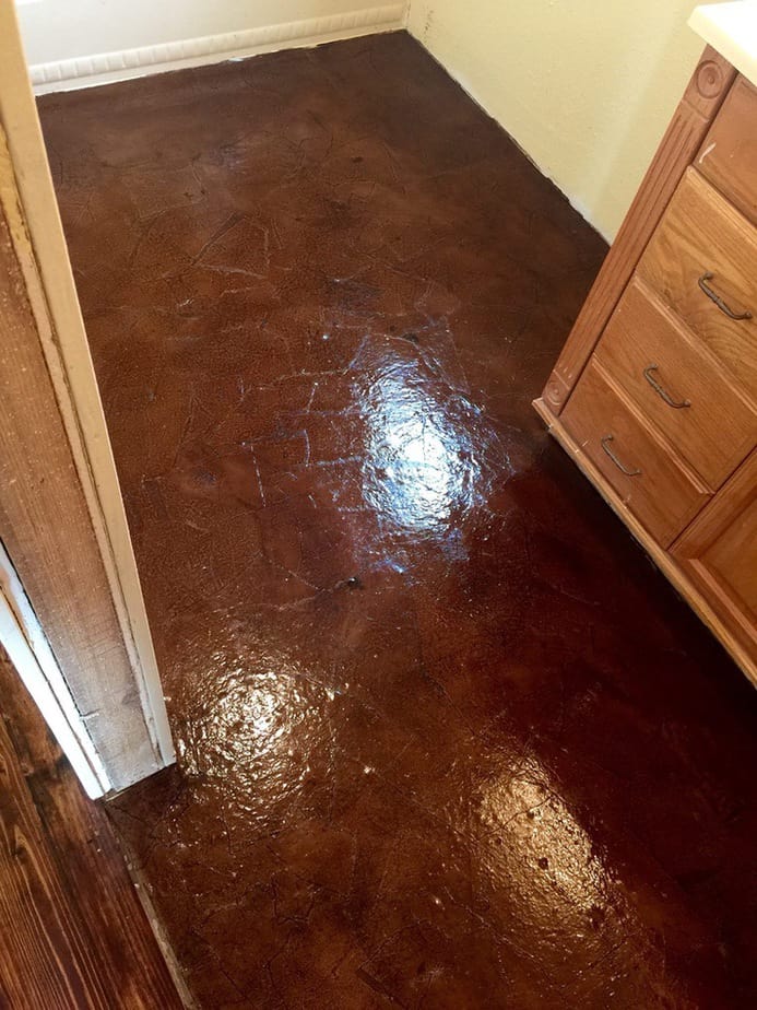 using paper bags in mobile home bathroom flooring stained