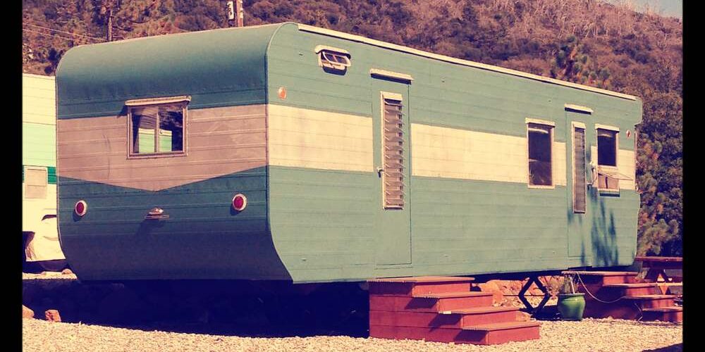5 things you don't know about mobile homes-pinecrest retreat - vintage trailer rental