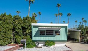 Retro Mobile Home 1962 Skyline Singe Wide 11 750x430