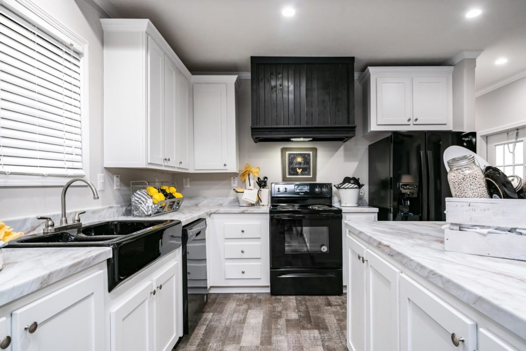 Ridgecrest L E Kitchen