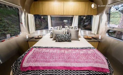 Airstream glamping-rocky mountains bedroom