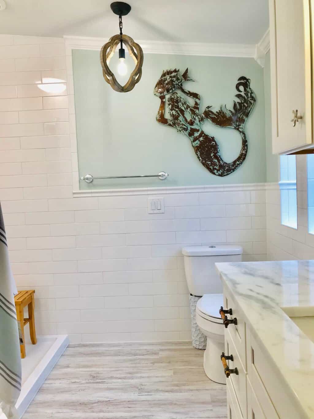 Beach Cottage Bathroom With Pendant Light 1