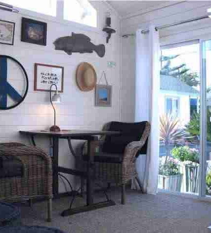 beach theme decor-park model interior