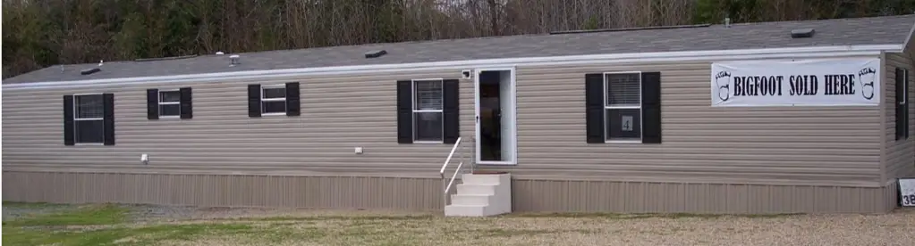 single wide manufactured home
