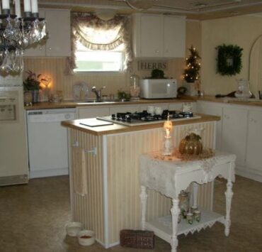 charming cottage style manufactured home