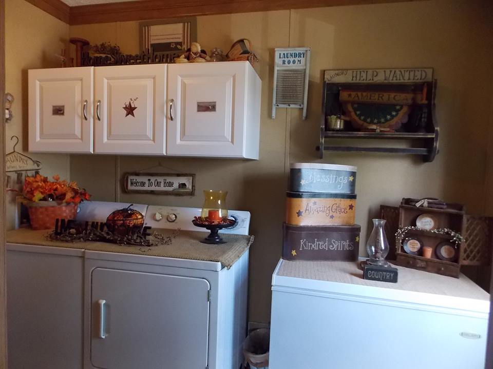 manufactured home decorating - laundry room