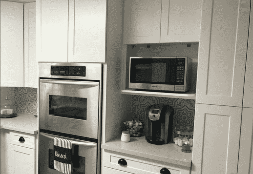 Double Oven And Storage