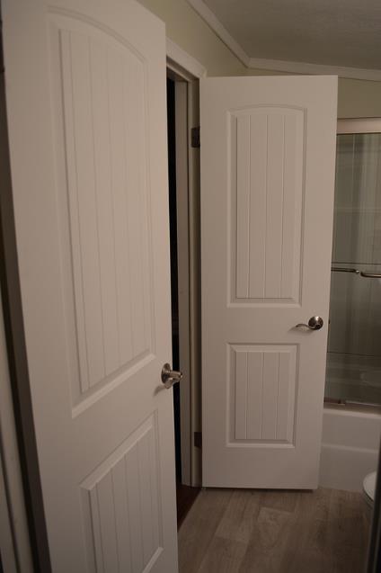 double wide home improvements-double wide bathroom 3