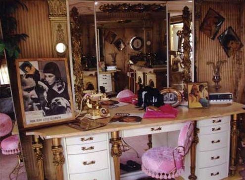 Trailer sold at auction